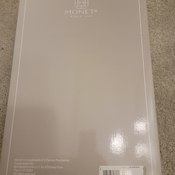 Jewelry stand - Picture 2 of 2